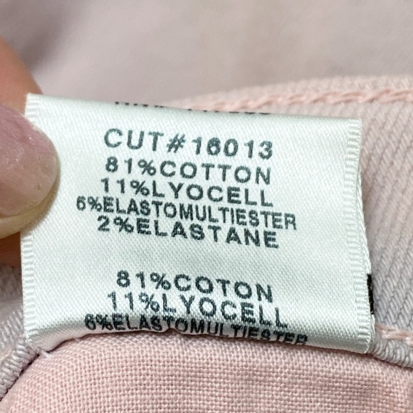 <J Brand> Pink Cropped Selena Jeans - Picture 13 of 15